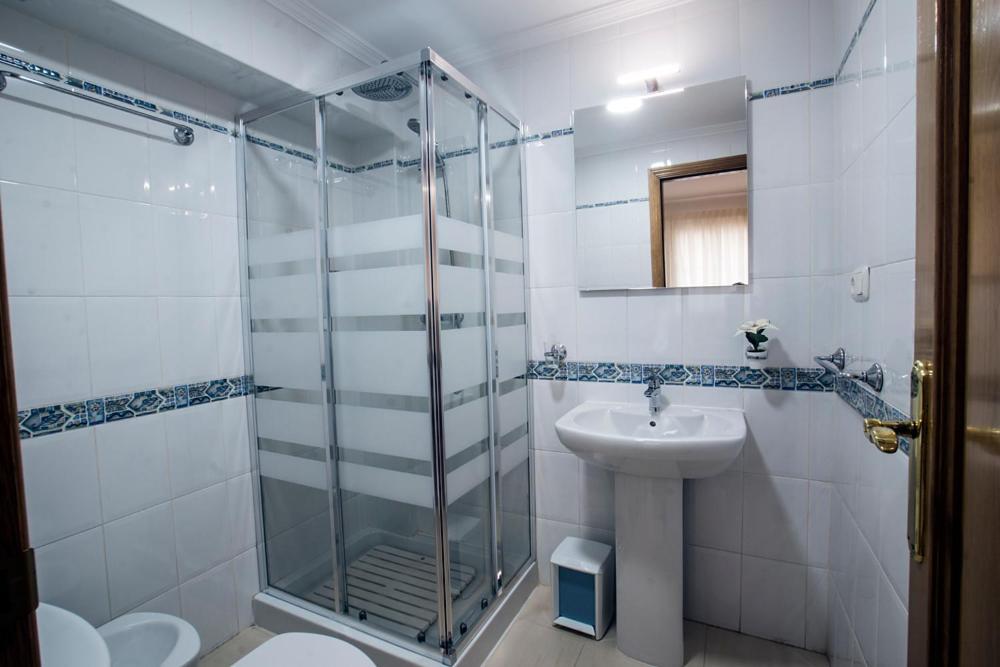 Apartamentos Amat - Only Adult - Playa El Bajondillo Torremolinos Exterior photo